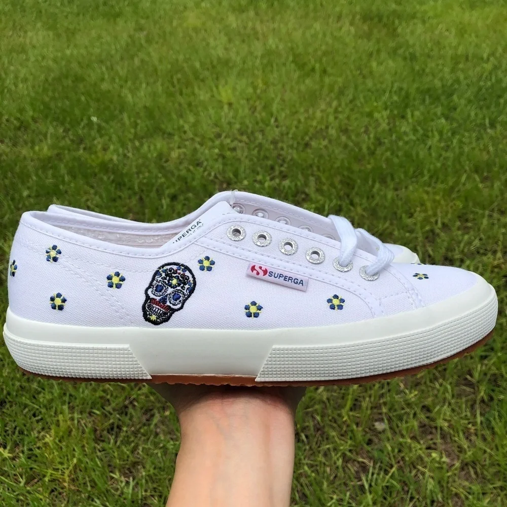 Superga x Chicas Latinas Women’s 2750 COTW Sneaker Size 7.5